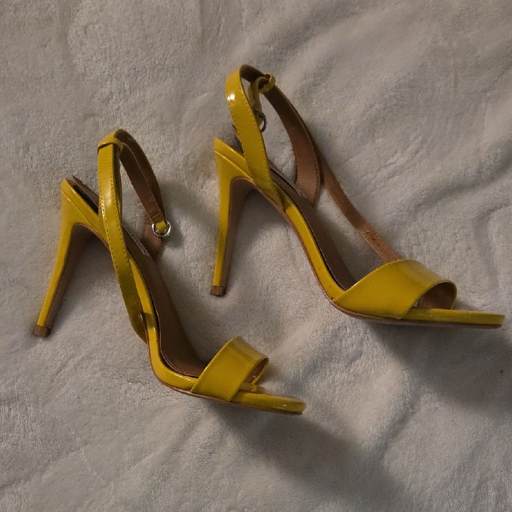 Steve Madden Yellow Women's High Heel Ankle Strap Sandals